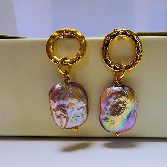 Gold plated Pink Pearl Earrings - Picture 5 of 8